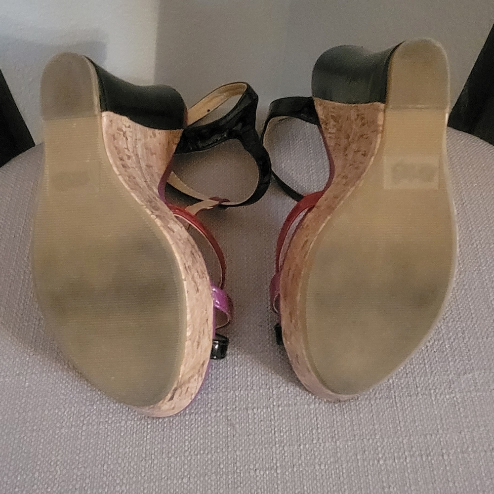 NWOT Ladies patent and cork heels - Picture 4 of 4